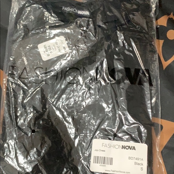 NWT! Fashion Nova “Jojo” Dress - Picture 7 of 7